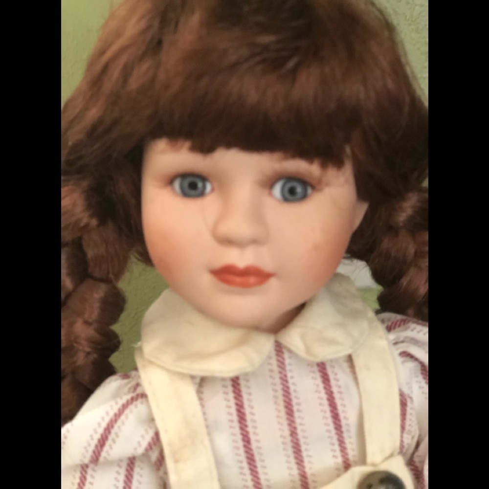 Sweet Collector Doll 12 1/2 inches tall - Picture 4 of 12
